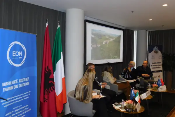 tirana-12
